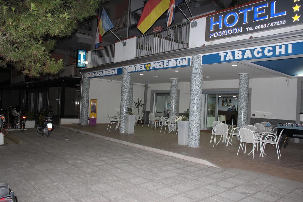 Hotel Poseidon Корильяно-Калабро Экстерьер фото